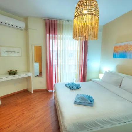 Spacious & Elegant 2 Bedrooms, 2 Bathrooms Dbor1-1 *